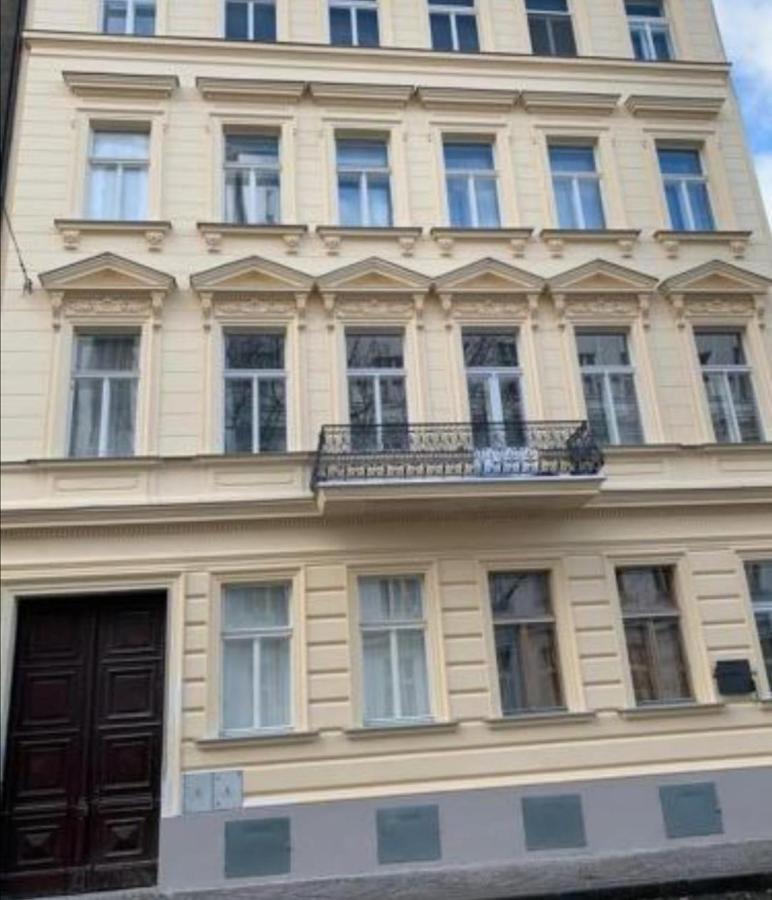 Gallys Apartments Prague Exterior photo